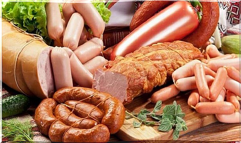 processed meats can influence premature menopause