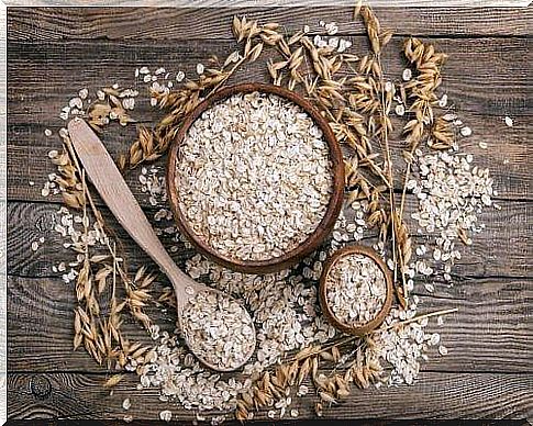 whole grains: oatmeal