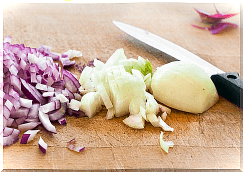 the sulfur compound in onions to speed up your hair growth