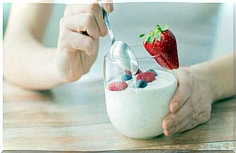 Healthy yogurt with berries