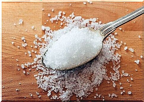 Spoon of salt 